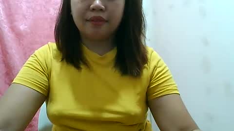 curious_girl247 online show from 02/23/25, 05:12