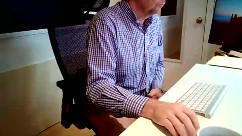 curious_madame_scotsman online show from 11/26/25, 01:45