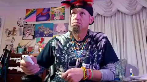 Feathers online show from 12/19/25, 08:43