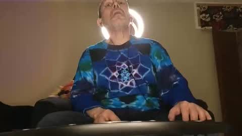Curiousbisex22 online show from 06/05/26, 06:57