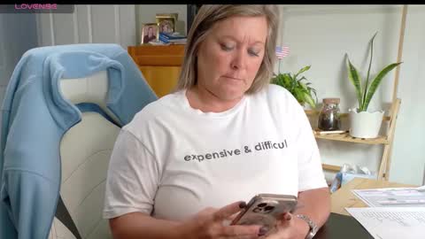 Snapshot of curiouscouple3143 chatting on 02/19/26, 03:08 curious couple online show from 02/19/26, 03:08