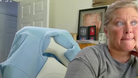 curious couple online show from 06/02/26, 05:26
