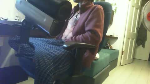 Snapshot of curiousgenie chatting on 03/08/25, 09:51 curiousgenie online show from 03/08/25, 09:51