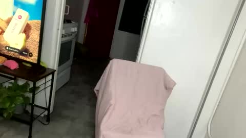 Snapshot of curliegirlee chatting on 03/12/26, 02:50 curliegirlee online show from 03/12/26, 02:50