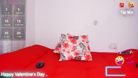 Snapshot of curly_sweett chatting on 02/16/25, 04:53 Curly  -  OF- CURLY SWEETT online show from 02/16/25, 04:53