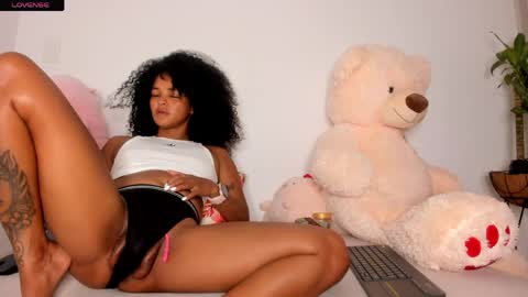 Snapshot of curly_sweett chatting on 05/15/26, 11:34 Curly - OF- CURLY SWEETT online show from 05/15/26, 11:34