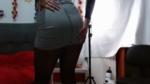 curlybutterfly online show from 09/08/25, 11:04