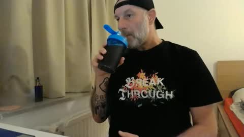 Curman85 online show from 12/14/25, 11:53