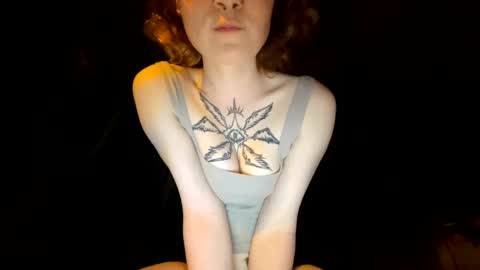 Snapshot of curryarches chatting on 09/17/25, 12:34 curryarches online show from 09/17/25, 12:34