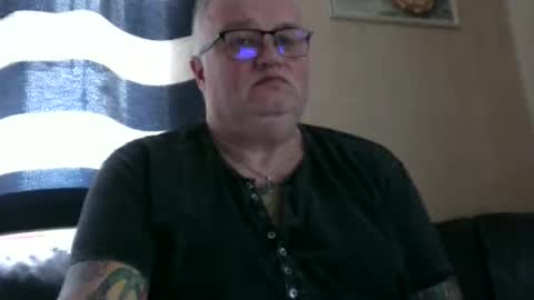 curtus14 online show from 12/23/25, 09:29