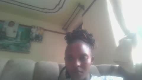 curvy520819 online show from 11/01/25, 12:07