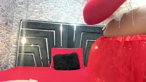 Alyanna  online show from 10/31/25, 12:06