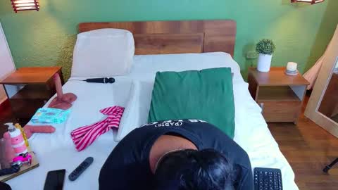 Danna online show from 03/02/26, 01:40