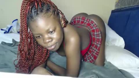 curvyjoan online show from 02/25/26, 09:19