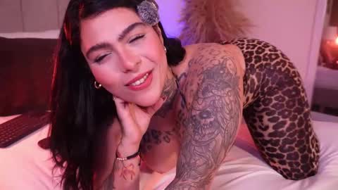 Snapshot of curvyliciouss chatting on 01/16/26, 06:01 Samantha online show from 01/16/26, 06:01