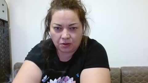 Snapshot of curvymomylore chatting on 03/11/26, 11:27 Lore online show from 03/11/26, 11:27