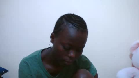 curvynubian online show from 03/02/26, 07:15