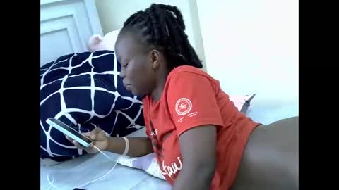curvynubian online show from 06/02/26, 08:27