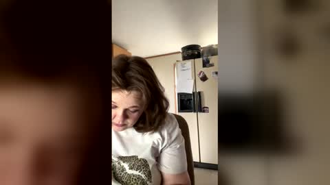 dahlia -kim online show from 12/20/25, 04:36