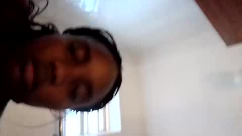 Zozo online show from 05/21/26, 02:46