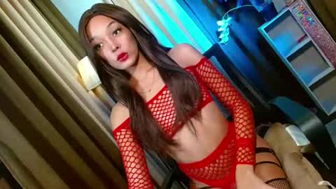 BBY CURLYHANNA online show from 11/16/25, 04:12