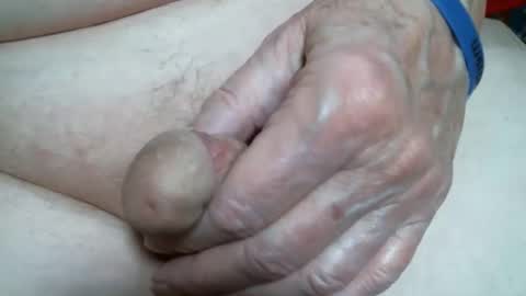 Snapshot of cutandwaxed2 chatting on 02/03/25, 03:06 BI SMOOTH MATURE  SUB online show from 02/03/25, 03:06