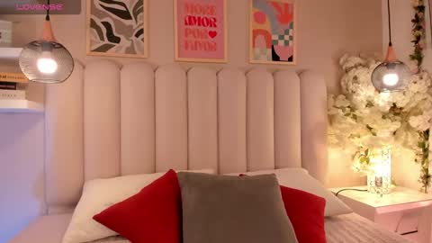 Amber  online show from 10/22/25, 09:14