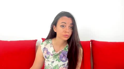 Snapshot of cute_angel95 chatting on 06/18/26, 06:13 cute_angel95 online show from 06/18/26, 06:13