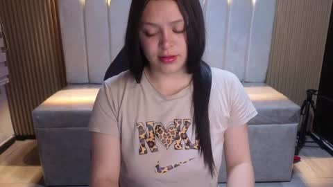 cute_angel_1 online show from 04/28/26, 02:27