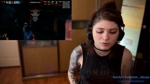 Snapshot of cute_baby_drug chatting on 02/15/26, 07:32 Polly my Name. . online show from 02/15/26, 07:32