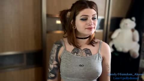 Snapshot of cute_baby_drug chatting on 05/01/26, 12:43 Polly my Name. . online show from 05/01/26, 12:43