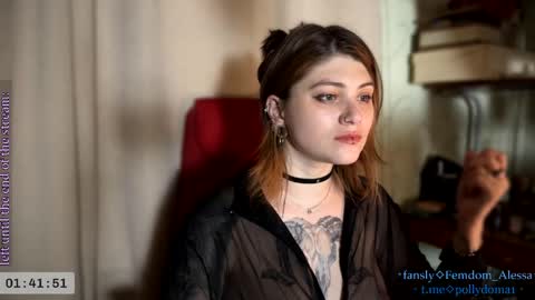 Snapshot of cute_baby_drug chatting on 05/22/26, 11:10 Polly my Name. . online show from 05/22/26, 11:10