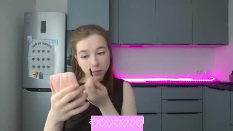 Snapshot of cute_beauty chatting on 11/12/25, 11:21 Amanda online show from 11/12/25, 11:21