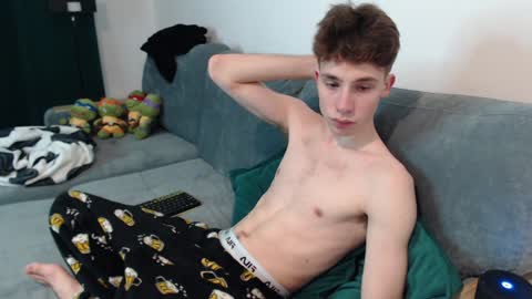 Snapshot of cute_brian chatting on 01/09/25, 04:28 Im Brian online show from 01/09/25, 04:28