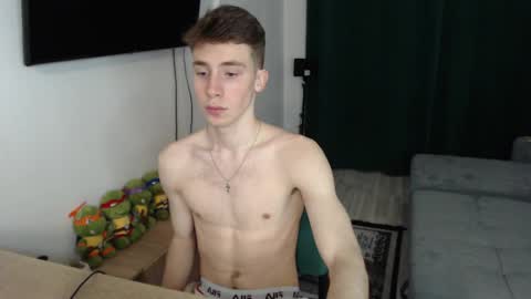 Snapshot of cute_brian chatting on 02/24/25, 05:20 Im Brian online show from 02/24/25, 05:20