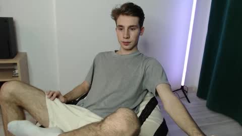 Snapshot of cute_brian chatting on 11/05/25, 03:12 Im Brian online show from 11/05/25, 03:12