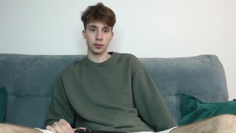 Snapshot of cute_brian chatting on 11/06/25, 05:03 Im Brian online show from 11/06/25, 05:03