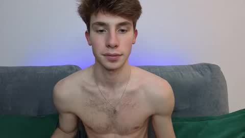 Snapshot of cute_brian chatting on 11/27/25, 04:53 Im Brian online show from 11/27/25, 04:53