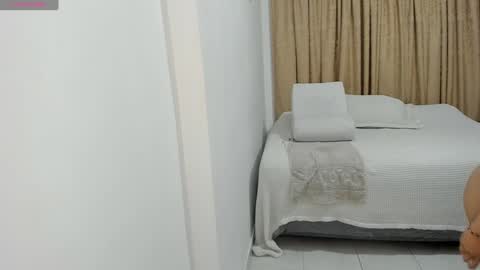 Snapshot of cute_brunett chatting on 01/18/25, 10:39 Sara online show from 01/18/25, 10:39