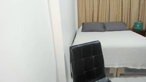 Snapshot of cute_brunett chatting on 02/09/25, 09:16 Sara online show from 02/09/25, 09:16