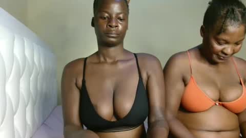 Dani online show from 02/15/26, 02:25