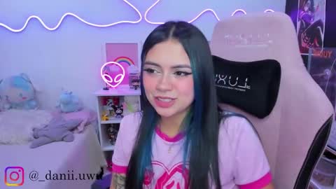 Snapshot of cute_dani__ chatting on 11/10/25, 12:31 Dani online show from 11/10/25, 12:31