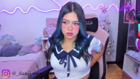 Dani  online show from 12/05/25, 10:02