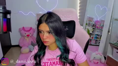 Snapshot of cute_dani__ chatting on 04/08/26, 02:17 Dani online show from 04/08/26, 02:17