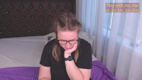 Everyday stream in the same time online show from 06/20/26, 01:41