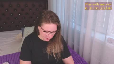 Everyday stream in the same time online show from 06/24/26, 01:26