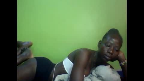 Snapshot of cute_doria chatting on 05/21/26, 05:47 cute_doria online show from 05/21/26, 05:47