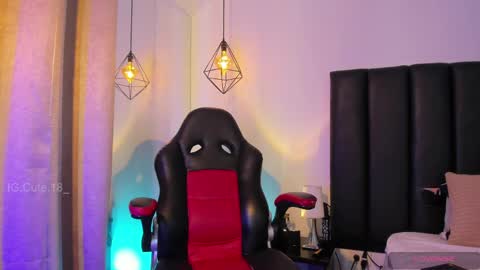 Snapshot of cute_elii chatting on 05/10/26, 11:48 Independent Model online show from 05/10/26, 11:48