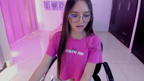 Snapshot of cute_fox_1 chatting on 01/19/26, 02:54 Bella Fox online show from 01/19/26, 02:54