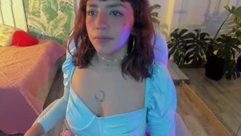 Sofa  online show from 01/06/26, 08:01